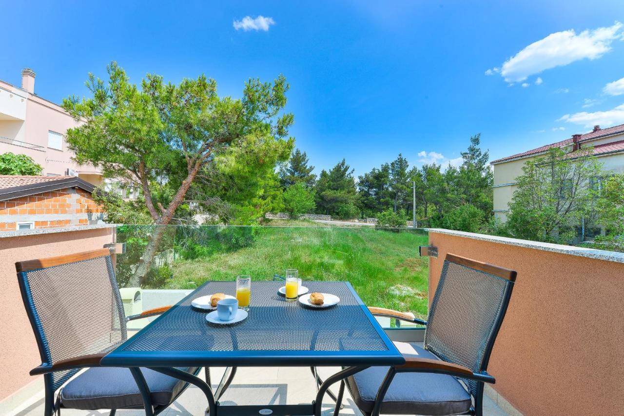 Cascada Villas With Private Jacuzzi And Private Parking Starigrad Paklenica Ngoại thất bức ảnh