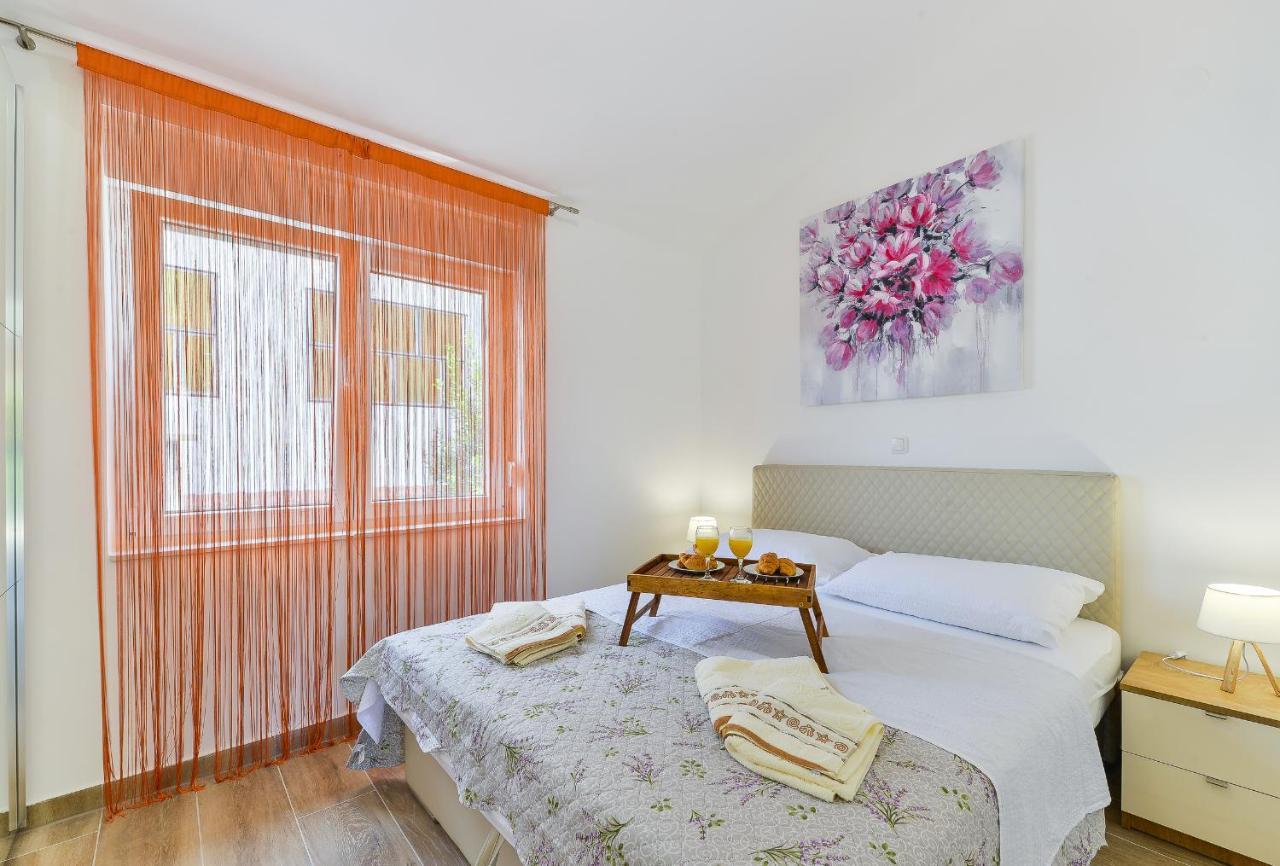 Cascada Villas With Private Jacuzzi And Private Parking Starigrad Paklenica Ngoại thất bức ảnh
