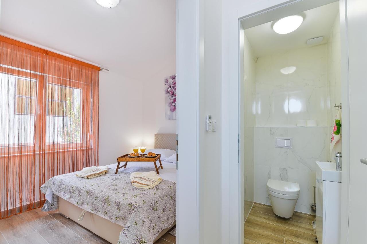Cascada Villas With Private Jacuzzi And Private Parking Starigrad Paklenica Ngoại thất bức ảnh