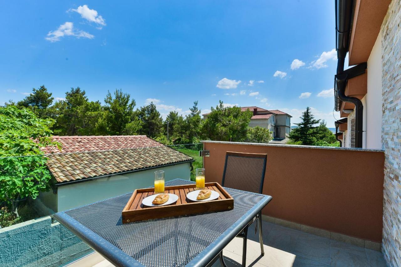 Cascada Villas With Private Jacuzzi And Private Parking Starigrad Paklenica Ngoại thất bức ảnh